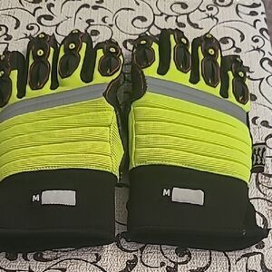 Hipora High-Visibility Safety Gloves